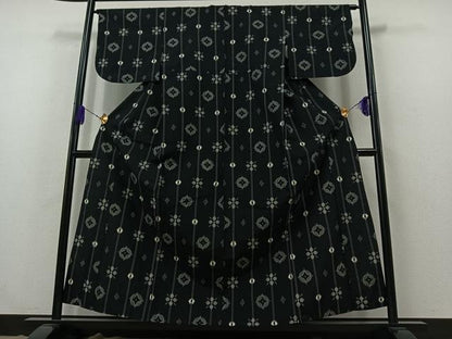 平和屋着物▽上質な紬 単衣 七宝花文 黒地 正絹 逸品 AABB3561jh