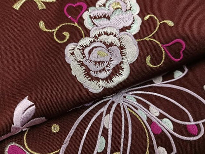 平和屋着物●行灯袴　刺繍　舞花文　金糸　洗える着物　未使用　AABB3601ph