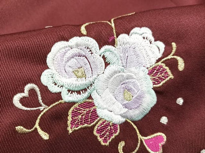 平和屋着物●行灯袴　刺繍　舞花文　金糸　洗える着物　未使用　AABB3604ph