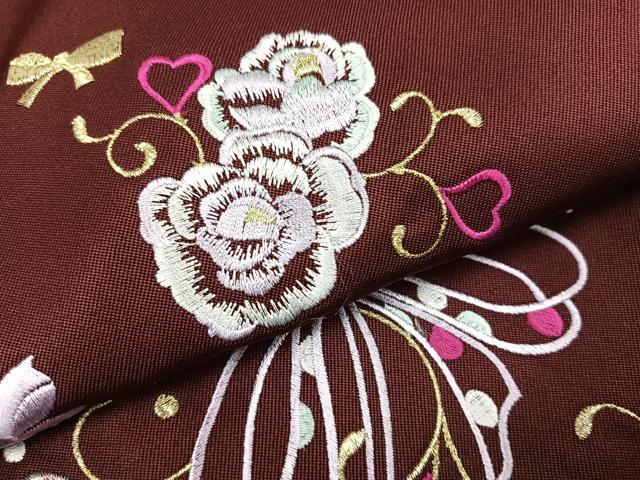 平和屋着物●行灯袴　刺繍　舞花文　金糸　洗える着物　未使用　AABB3606ph