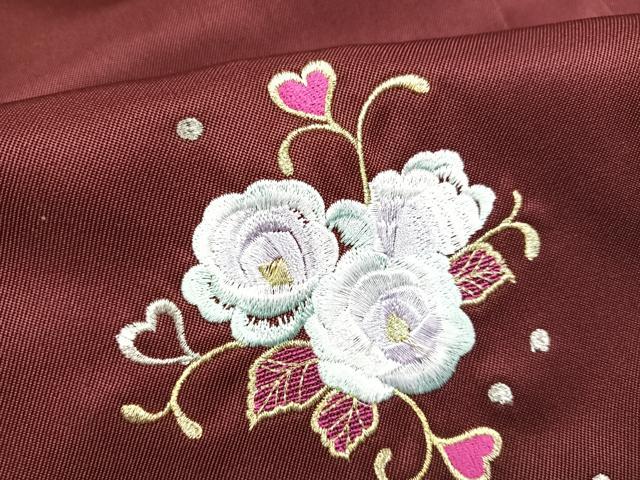 平和屋着物●行灯袴　刺繍　舞花文　金糸　洗える着物　未使用　AABB3608ph