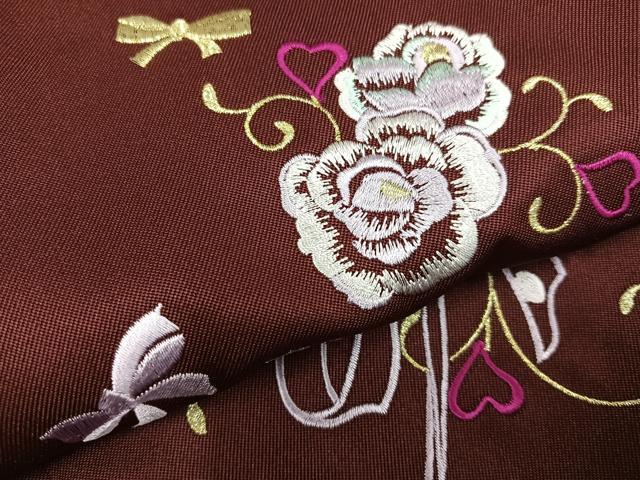 平和屋着物●行灯袴　刺繍　舞花文　金糸　洗える着物　未使用　AABB3613ph