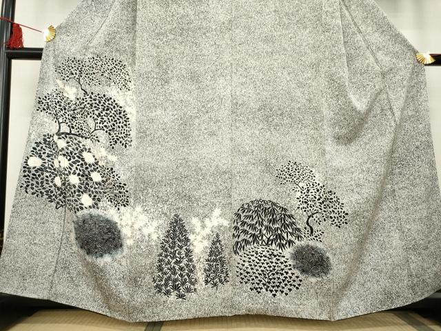 平和屋着物●訪問着　椿　楓　笹　黒地　金彩　正絹　逸品　AABB3868ck