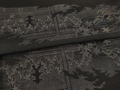 平和屋着物●本場大島紬 カタス7マルキ 横段風景文 黒地 正絹 逸品 AABB3876ck