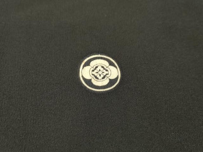 平和屋着物■豪華黒留袖　枝松文　金銀糸　正絹　逸品　AABB4238cs