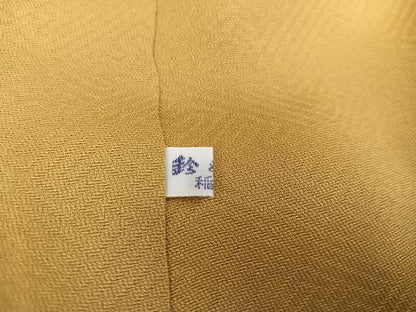 平和屋着物●上質な色無地 紋意匠 黄土色 鈴乃屋扱い 正絹 逸品 未使用 AABB5111ph