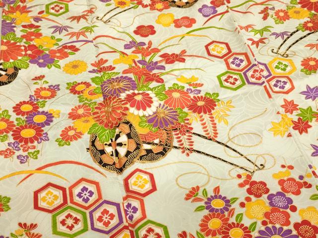 平和屋着物∵女の子 十三参り 子供 祝着・長襦袢(無双仕立て)セット 駒刺繍 花車文 金彩 正絹 逸品 AABB5543ja