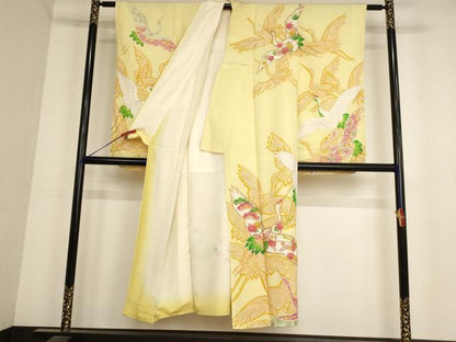 平和屋着物∵女の子 十三参り 子供 祝着 駒刺繍 飛鶴文 金彩 正絹 逸品 AABB5623ja