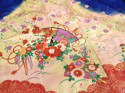 平和屋着物[]七五三　女の子　７歳　祝着　四つ身　檜扇花文　暈し染め　金彩　逸品　AABB5776ja
