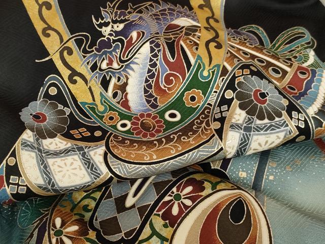 平和屋着物[]お宮参り　男の子　祝着　産着　初着　のしめ　兜　吉祥草花文　暈し染め　金彩　逸品　AABB5778ja