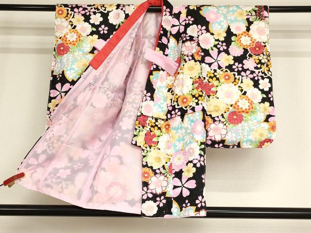 平和屋着物[]七五三　女の子　３歳　祝着　三つ身　長襦袢(単衣)・被布・小物セット　花尽くし文　黒地　金彩　未使用　AABB5782ja