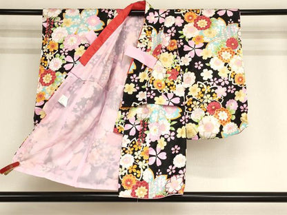 平和屋着物[]七五三　女の子　３歳　祝着　三つ身　長襦袢(単衣)・被布・小物セット　花尽くし文　黒地　金彩　未使用　AABB5785ja