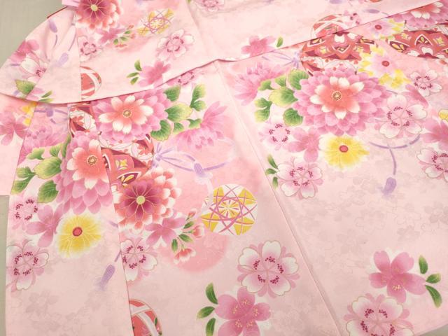 平和屋着物[]七五三　女の子　３歳　祝着　三つ身　長襦袢(単衣)・被布・小物セット　花手毬文　暈し染め　金彩　未使用　AABB5788ja