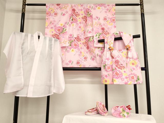 平和屋着物[]七五三　女の子　３歳　祝着　三つ身　長襦袢(単衣)・被布・小物セット　花手毬文　暈し染め　金彩　未使用　AABB5789ja