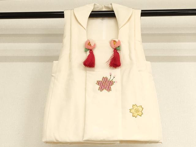 平和屋着物[]七五三　女の子　３歳　被布　刺繍　舞桜文　金糸　正絹　逸品　AABB5820ja