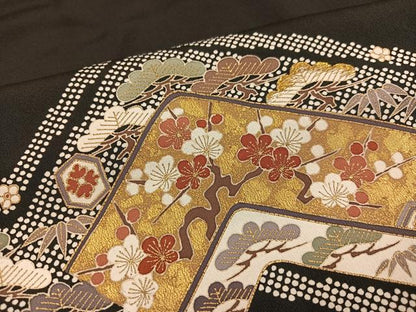 平和屋着物●豪華黒留袖　友禅　作家物　刺繍　松竹梅吉祥文　金彩　正絹　逸品　AABB6265ph