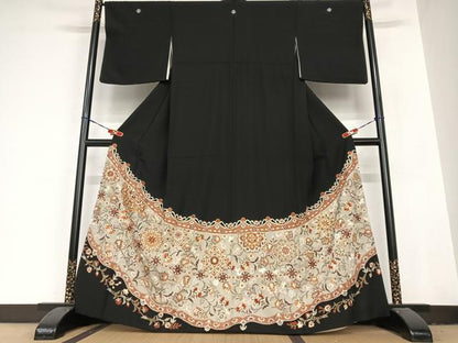 平和屋着物●総刺繍 黒留袖 中国三大刺繍 汕頭刺繍 スワトウ刺繍 更紗花文 金糸 正絹 逸品 AABB6401zg