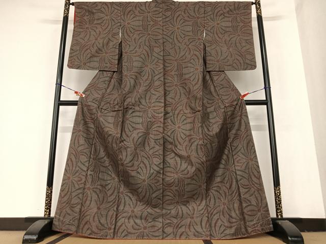 平和屋着物●本場大島紬 泥染め カタス7マルキ 花尽くし 正絹 逸品 AABB6450zg