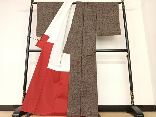 平和屋着物●本場大島紬 泥染め カタス7マルキ 花尽くし 正絹 逸品 AABB6450zg