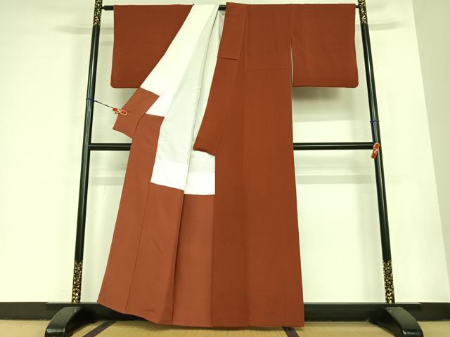 平和屋着物●上質な色無地　葡萄茶色　鬼しぼ縮緬　正絹　逸品　AABB6532zg