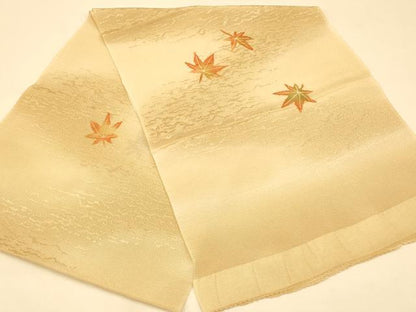 平和屋着物●和装小物　上質な帯揚げ　型染め　舞葉文　暈し染め　逸品　AABB7177ay