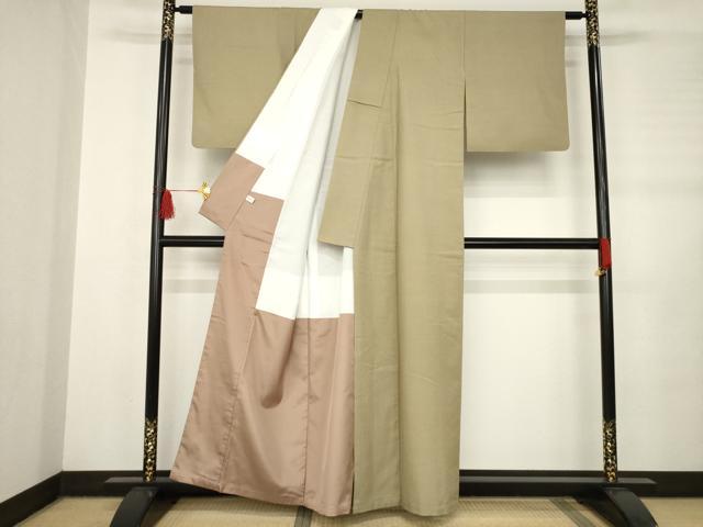 平和屋着物●本場真綿絢結城紬 色無地 空五倍子色 証紙付き 正絹 逸品 AABB7321ck