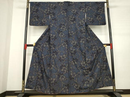 平和屋着物●結城紬 80亀甲 花唐草文 正絹 逸品 AABB7332ck