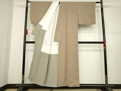 平和屋着物●上質な紬　色無地　白茶色　正絹　逸品　AABB7333ck