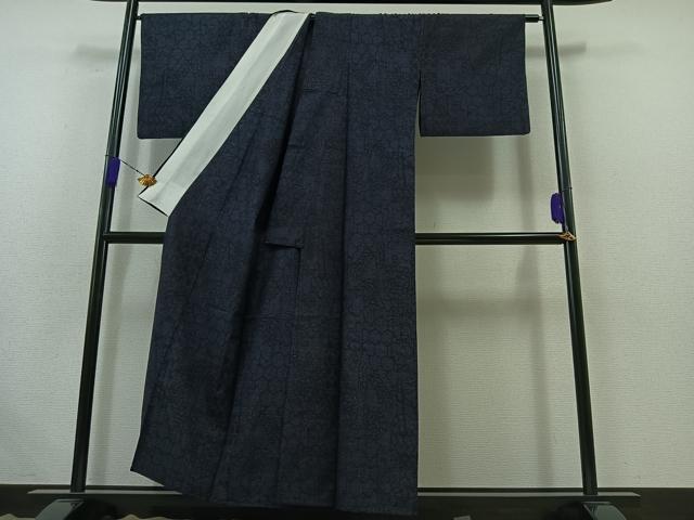 平和屋着物▽本場結城紬 重要無形文化財 単衣 80亀甲 草花文 正絹 逸品 AABB7725jh