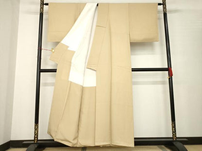 平和屋着物●上質な色無地　白茶色　正絹　逸品　AABB7903ck