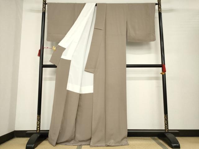 平和屋着物●上質な色無地 銀煤竹色 正絹 逸品 未使用 AABB7925ck