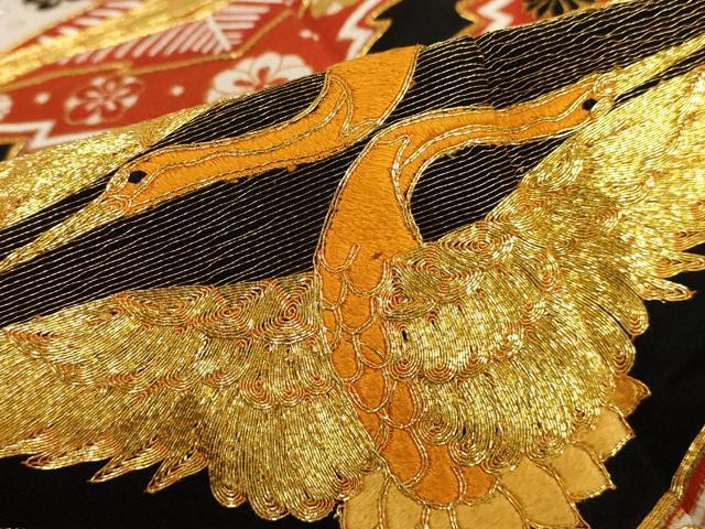 平和屋着物■豪華黒留袖　駒刺繍　松皮菱双鶴花文　金彩　正絹　逸品　AABB8047br
