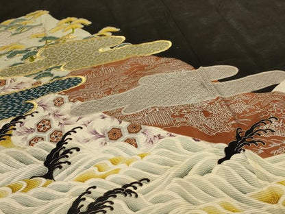 平和屋着物＊夏物　アンティーク　大正ロマン　黒留袖　絽　刺繍　立波吉祥文　金糸　金銀彩　正絹　逸品　AABB8245jd
