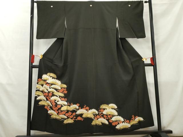 平和屋着物■豪華黒留袖　駒刺繍　梅松文　金彩　金糸　正絹　逸品　AABB8582cs