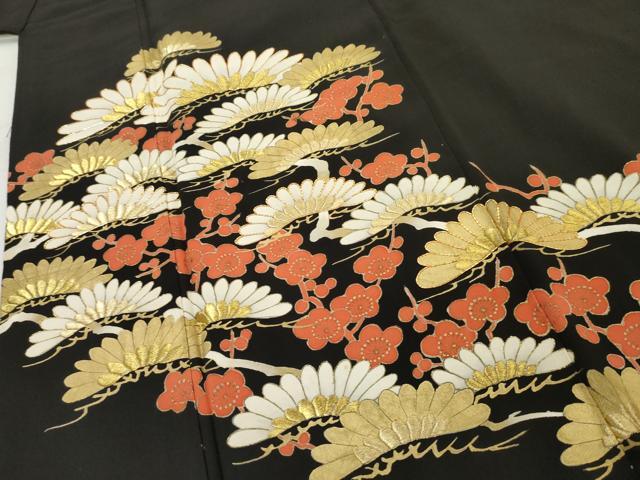 平和屋着物■豪華黒留袖　駒刺繍　梅松文　金彩　金糸　正絹　逸品　AABB8582cs