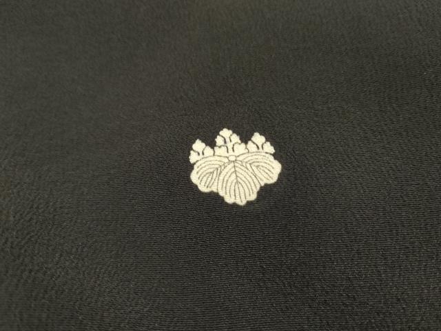 平和屋着物■豪華黒留袖　駒刺繍　梅松文　金彩　金糸　正絹　逸品　AABB8582cs