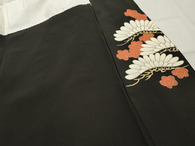 平和屋着物■豪華黒留袖　駒刺繍　梅松文　金彩　金糸　正絹　逸品　AABB8582cs