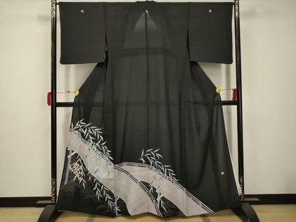 平和屋着物＊夏物 黒留袖 絽 作家物 刺繍 渡橋風景文 銀彩 洗える着物 AABB8829sx