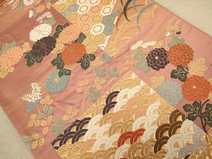 平和屋着物◎六通柄袋帯　唐織　名錦遺芳　金糸　正絹　逸品　AABB9079dt