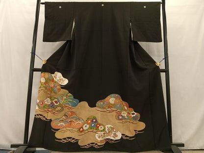 平和屋着物■豪華黒留袖　駒刺繍　枝花文　金彩　正絹　逸品　AABB9292oa