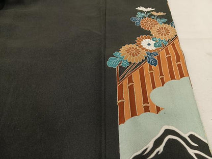 平和屋着物■豪華黒留袖　駒刺繍　草花文　金彩　正絹　逸品　AABB9319oa