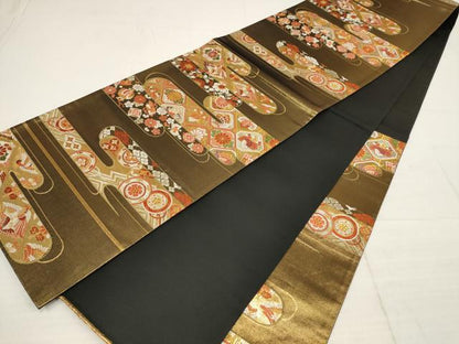 平和屋着物▼六通柄袋帯　唐織　霞取り飛鶴花文　黒地　金糸　正絹　逸品　AABB9589wj