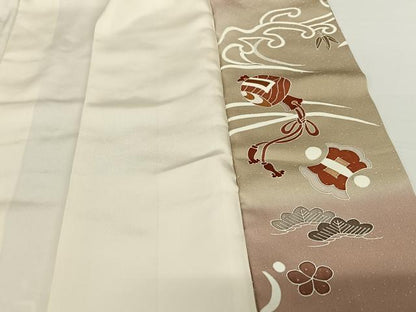 平和屋着物●創業460年・千總 色留袖 駒刺繍 立波松竹梅宝尽くし文 暈し染め 金彩 大丸扱い 正絹 逸品 AABC0093zg