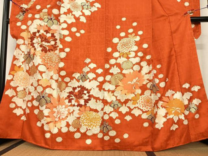 平和屋着物●豪華振袖　駒刺繍　草花文　金彩　正絹　逸品　AABC0120zg