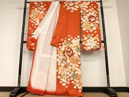 平和屋着物●豪華振袖　駒刺繍　草花文　金彩　正絹　逸品　AABC0120zg