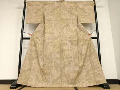 平和屋着物●本場結城紬　重要無形文化財　モロ入り　100亀甲　雲重ね笠松文　正絹　逸品　AABC0229zg