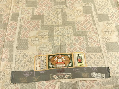 平和屋着物▽本場大島紬 単衣 色紙花文 証紙付き 吉田織物謹製 正絹 逸品 AABC0244fy