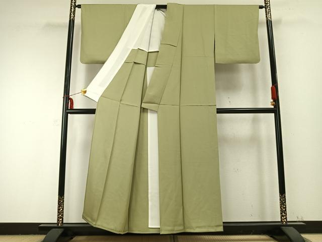 平和屋着物▽上質な色無地 単衣 紗綾型地紋 若菜色 伊と幸 反端付き 正絹 逸品 AABC0253fy