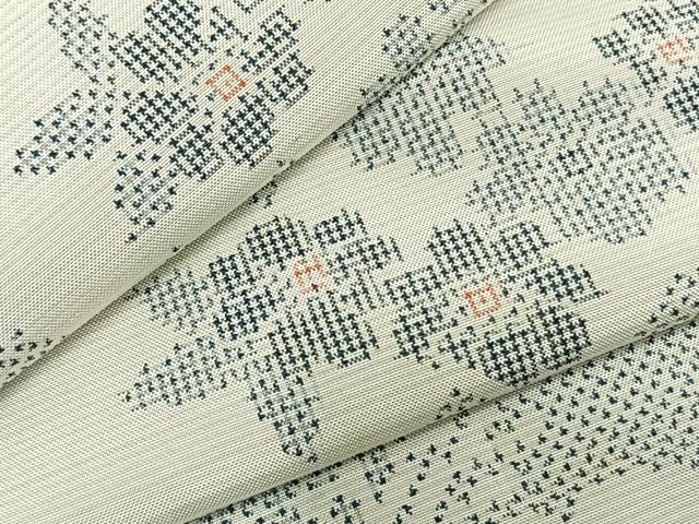 平和屋着物▽本場大島紬　単衣　白大島　7マルキ　雲取り草花文　正絹　逸品　AABC0396fy