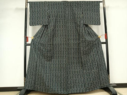 平和屋着物▽上質な紬　単衣　格子飛鳥文　黒地　正絹　逸品　AABC0460fy